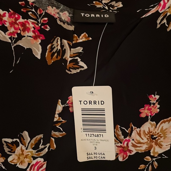 Torrid black  floral dress - Picture 3 of 3